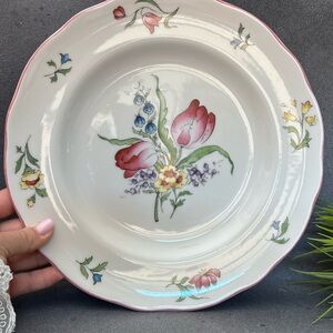 Charming Floral Dinner Plate with Pink Trim
